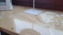 Ein beispiel für den dreckigen/staubigen Zustand der Wohnung.
