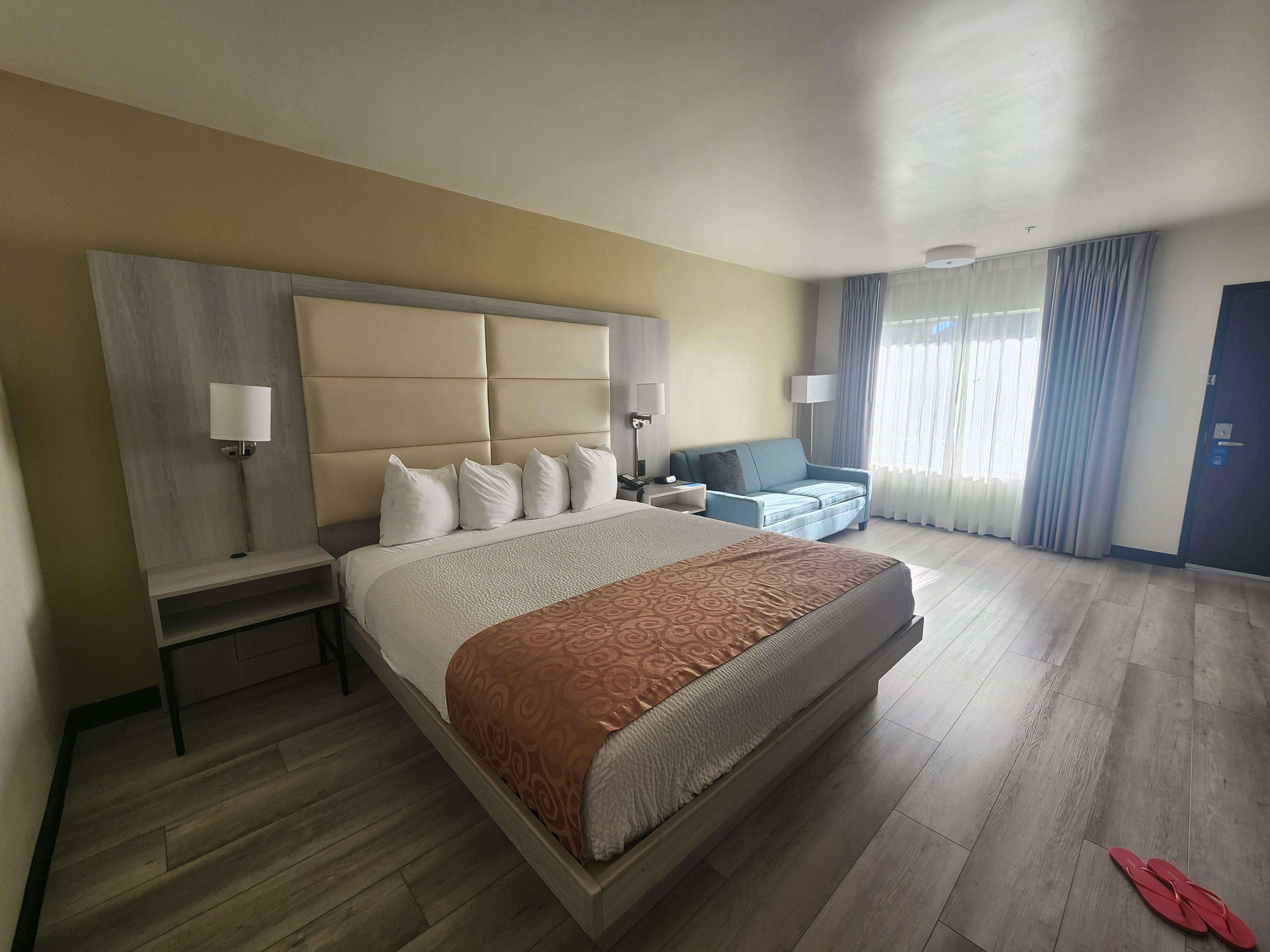 Spacious and loved that it had a pullout bed couch