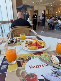 Breakfast buffet