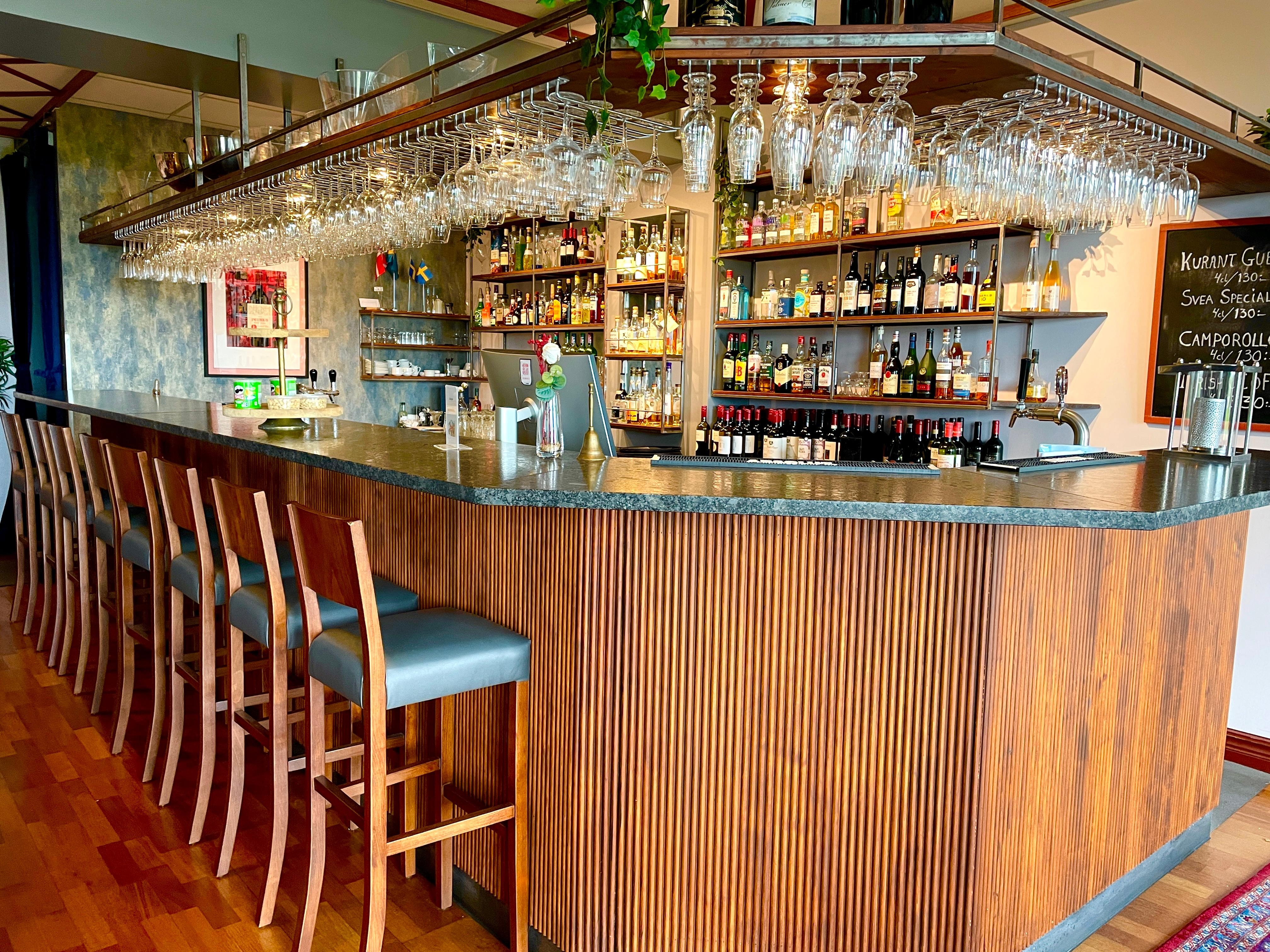 Lovely, well stocked bar