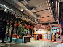 @ 3am no receptionist