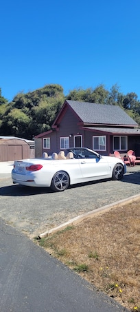 Pic of the cottage and my car