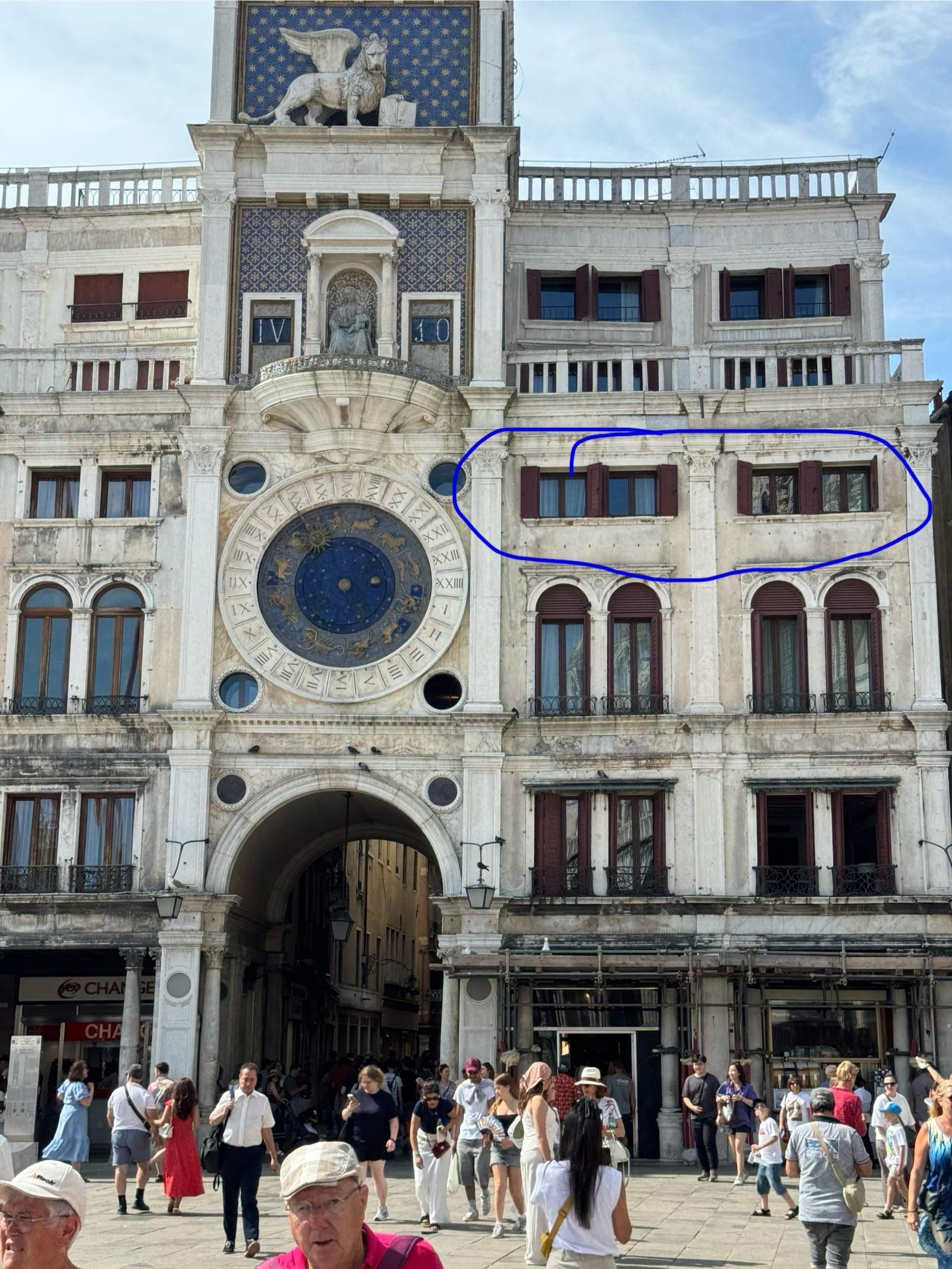 These are the windows of the apartment from San Marco