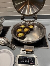 Spinach and Swiss cheese crustless quiche