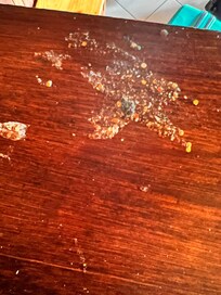 Tache collante dans lâescalier