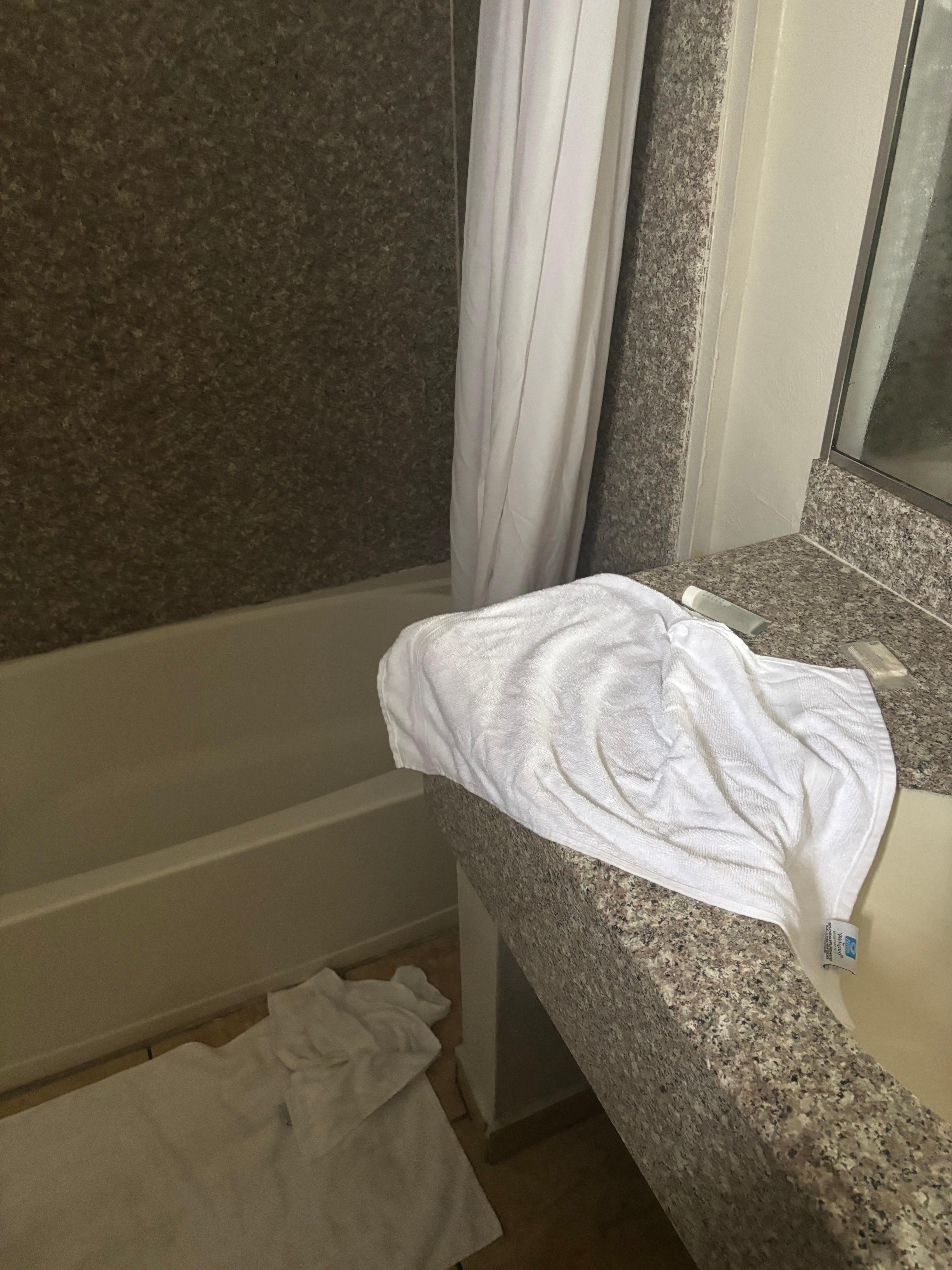 2 of those towels for a 6’3” 265lbs man