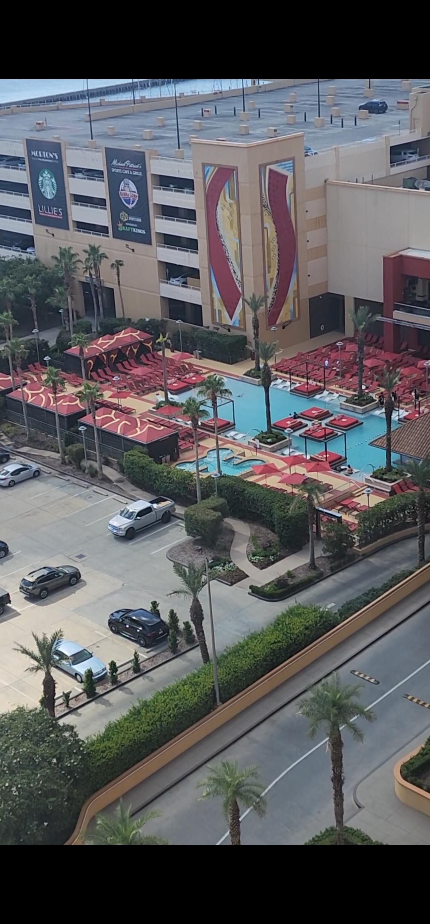 View of the H2O pool from the 14th fl