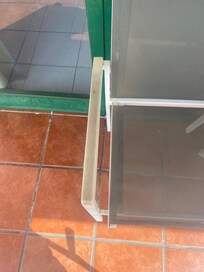 Garden furniture- ready for a bin or a good scrub needed