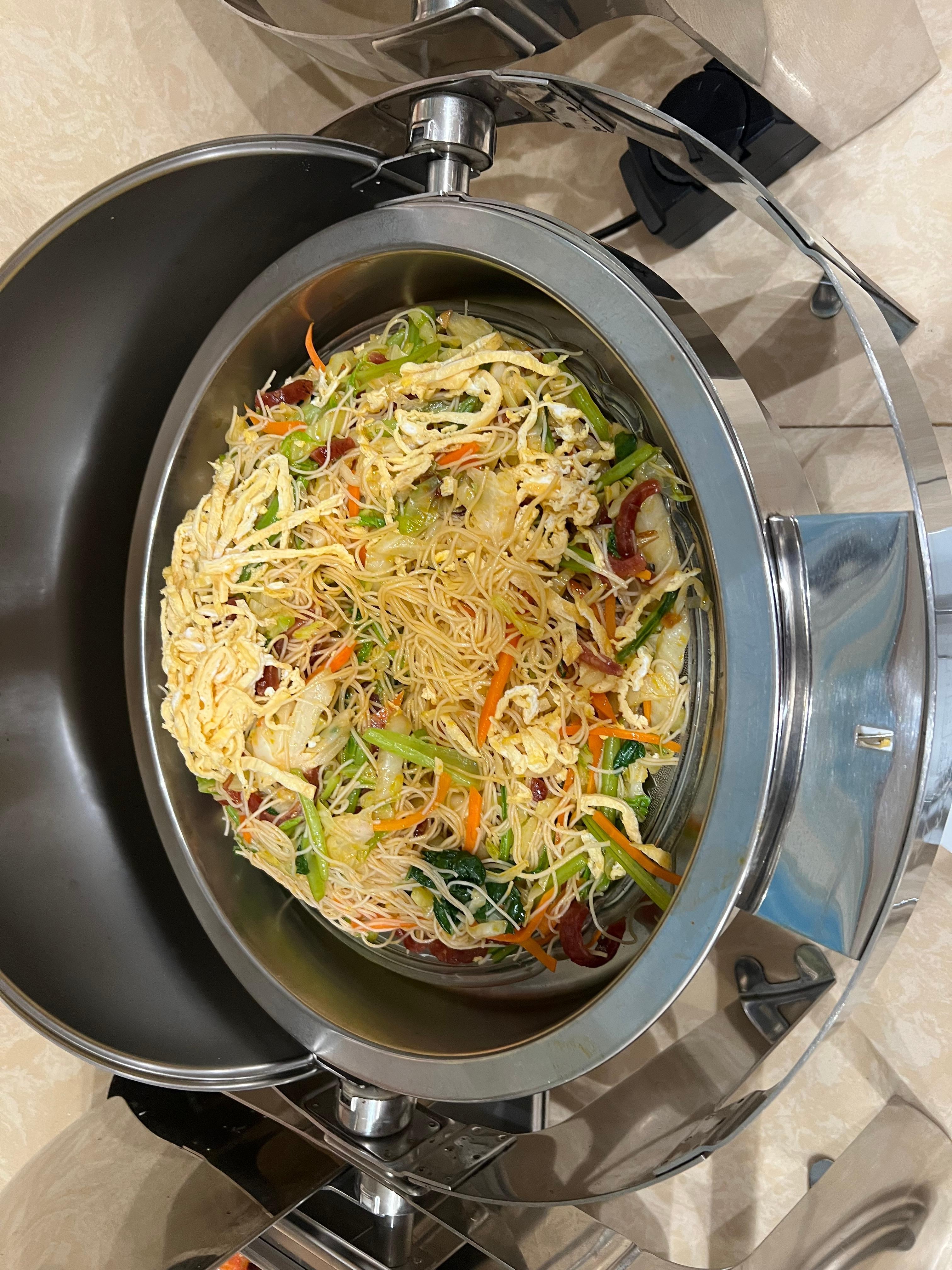 Noodles with vegetables