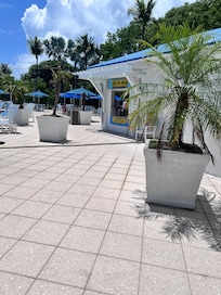 Island grill at pool