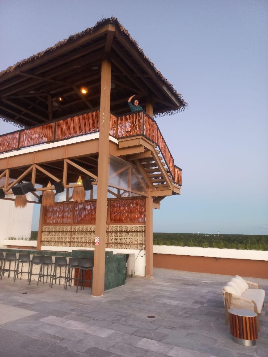 Terraza con magnifico mirador