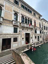 Front entrance to the palazzo
