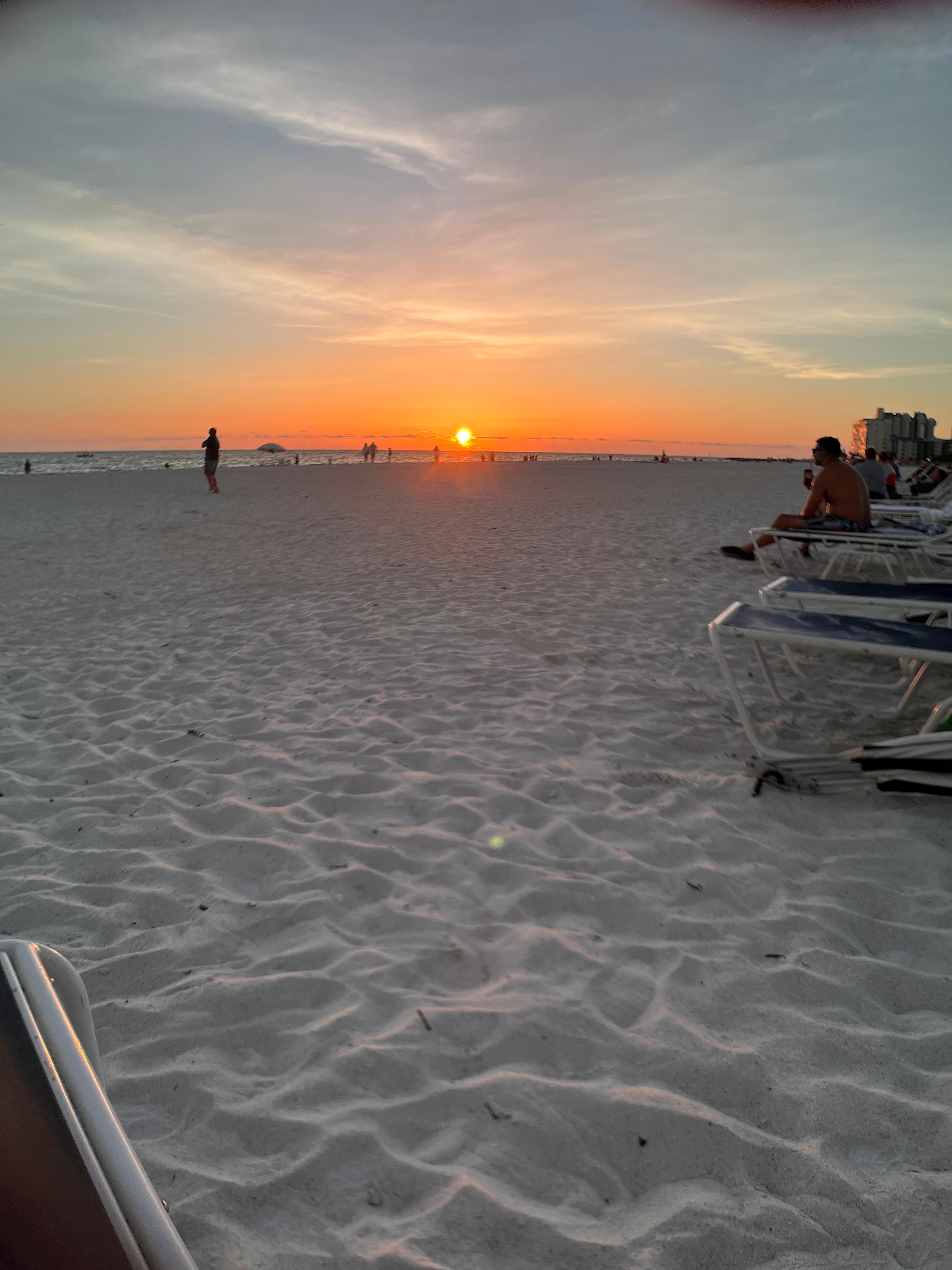 Lovely sunsets, clean uncrowded beach. Loved it!