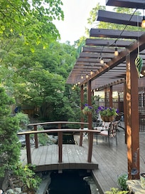 Outdoor deck