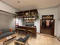 Cafe Bar between reception and dinning area