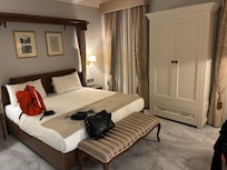 Spacious comfortable room