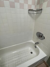 Bathtub