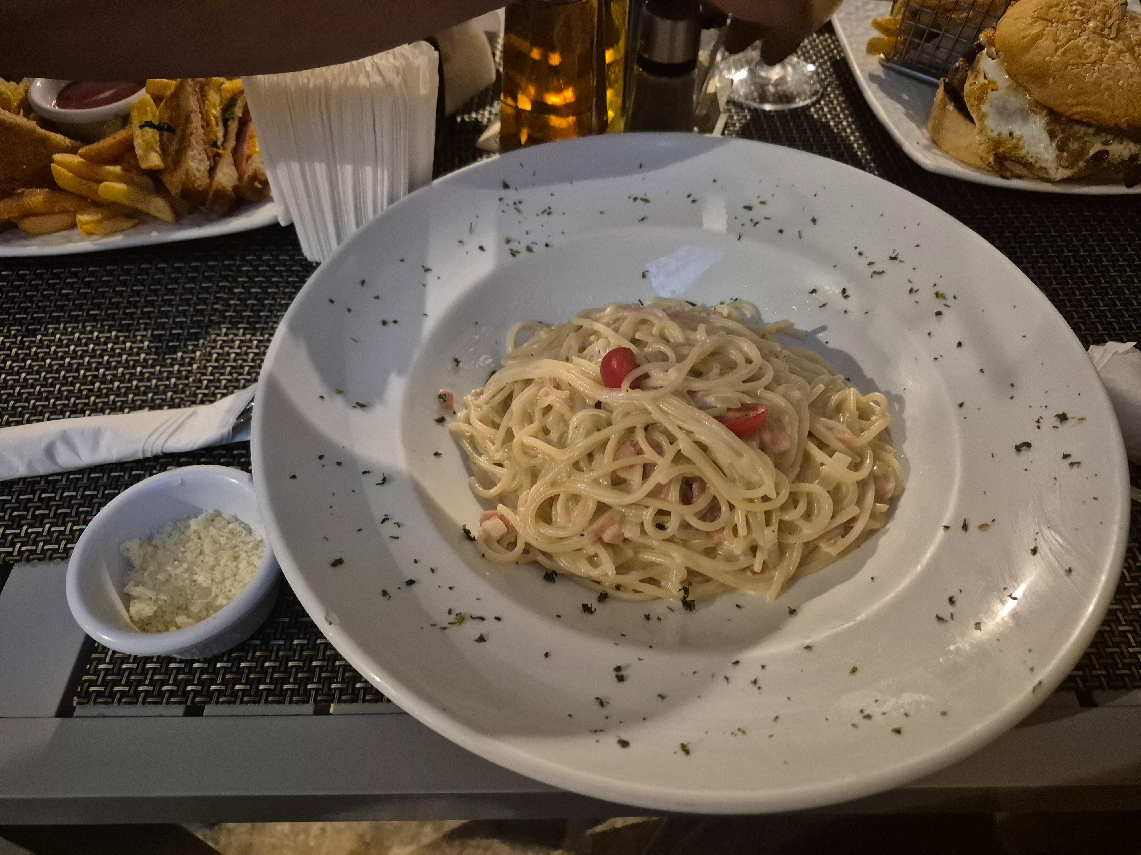 Su comida súper buena y precios asequibles