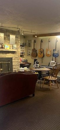 Smell was horrible, it was a combination of marijuana, pet and trash