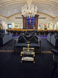 Cocktail bar/lounge