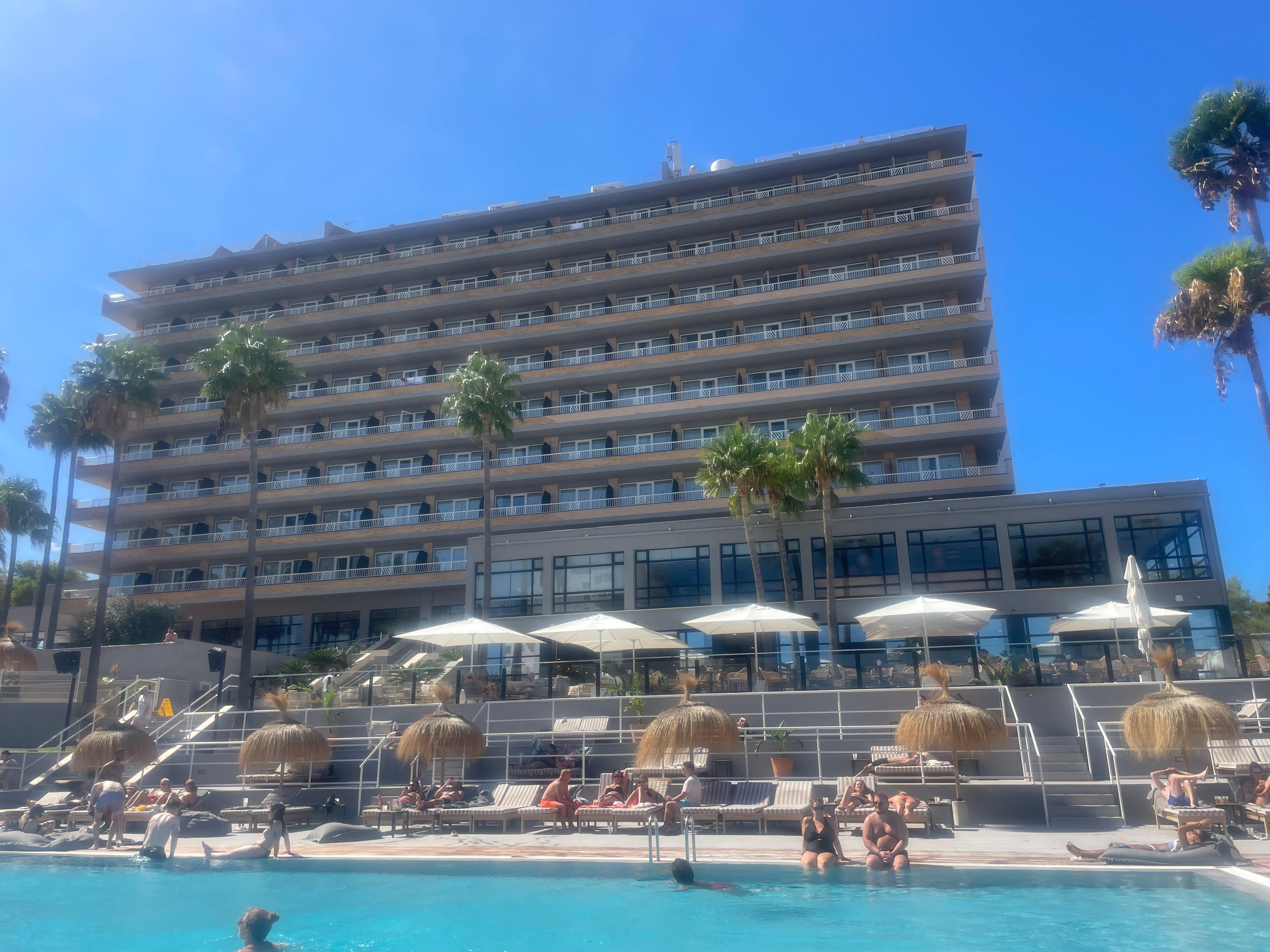 Pool & hotel view