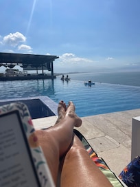 Rooftop worth raving about!!!!