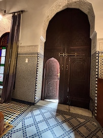“Fassi” guest room.