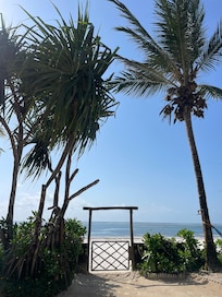 Direct access to the beach and ocean from the hotel