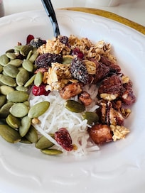 Yogurt with toppings; they have different toppings available