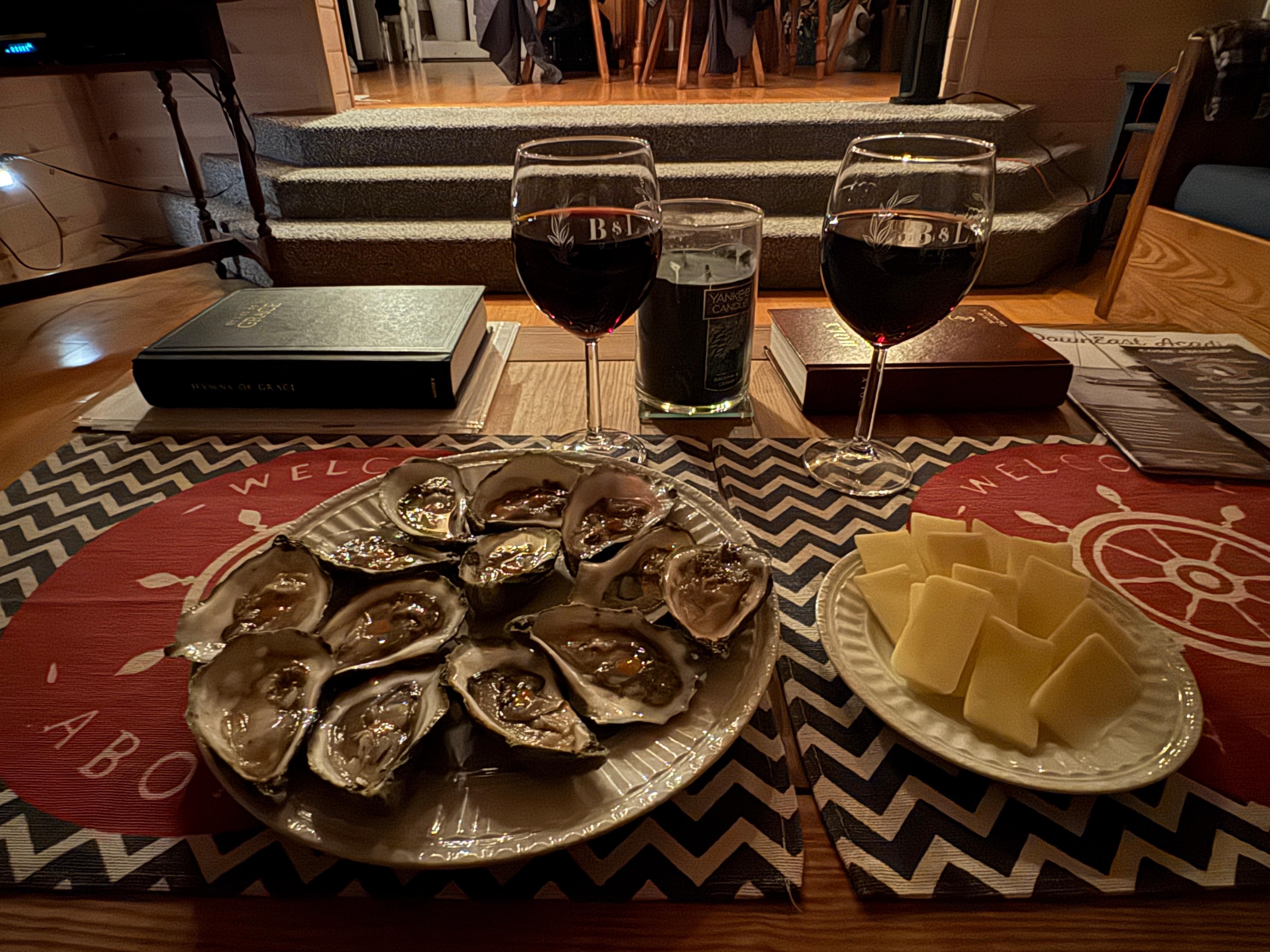 Joe's Fresh Farmed Oysters in the shell, right around the corner!