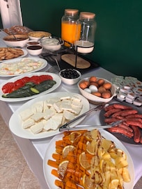 Wonderful breakfast provided to us