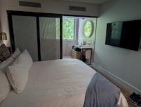 Mein Zimmer, während es draußen taghell ist