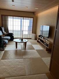 Tatami room