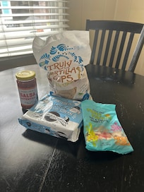 Arrived to snacks from the owner.