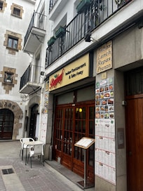 Indian restaurant nearby