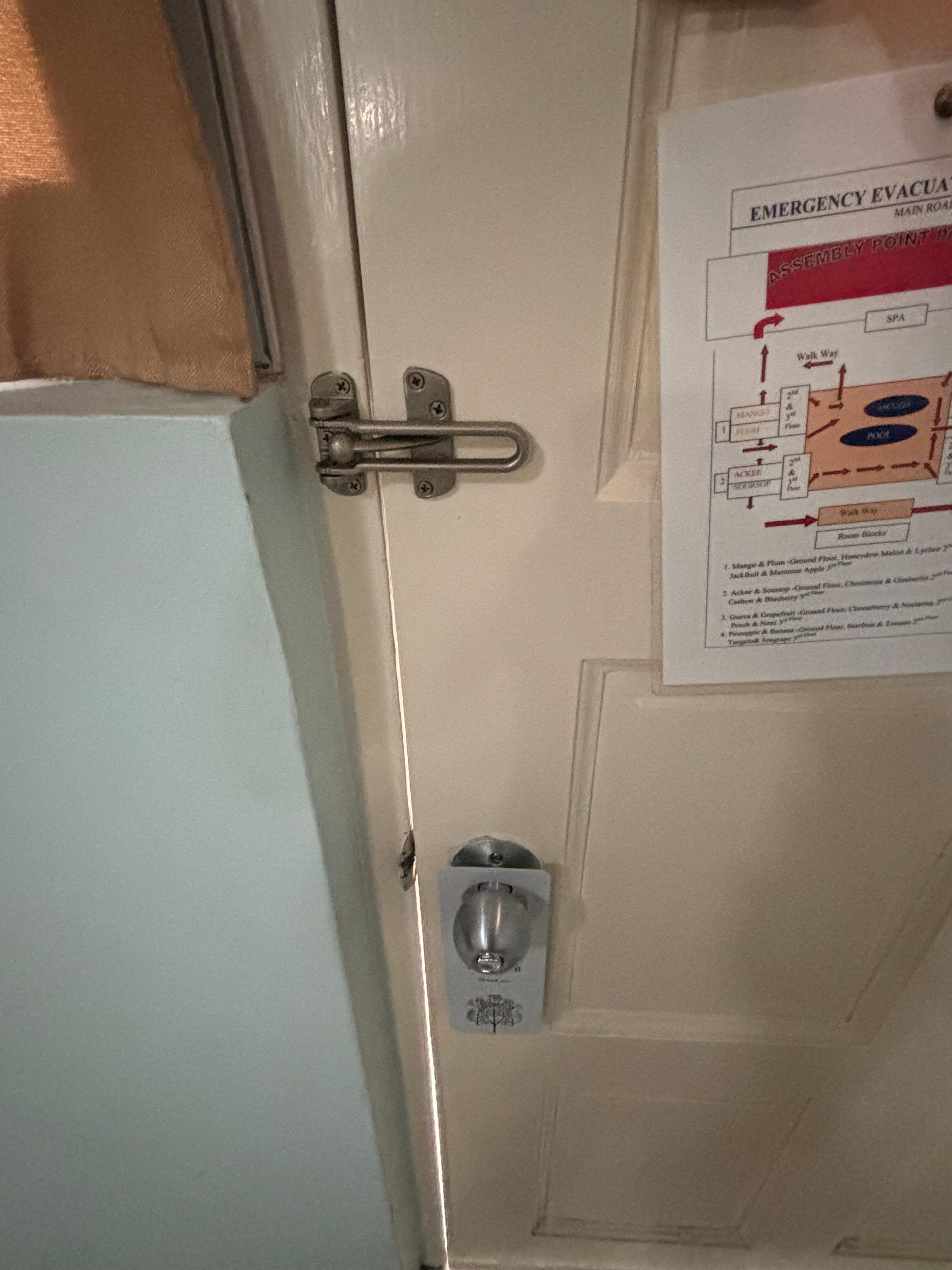 Front door didn’t closed had to put on night latch 