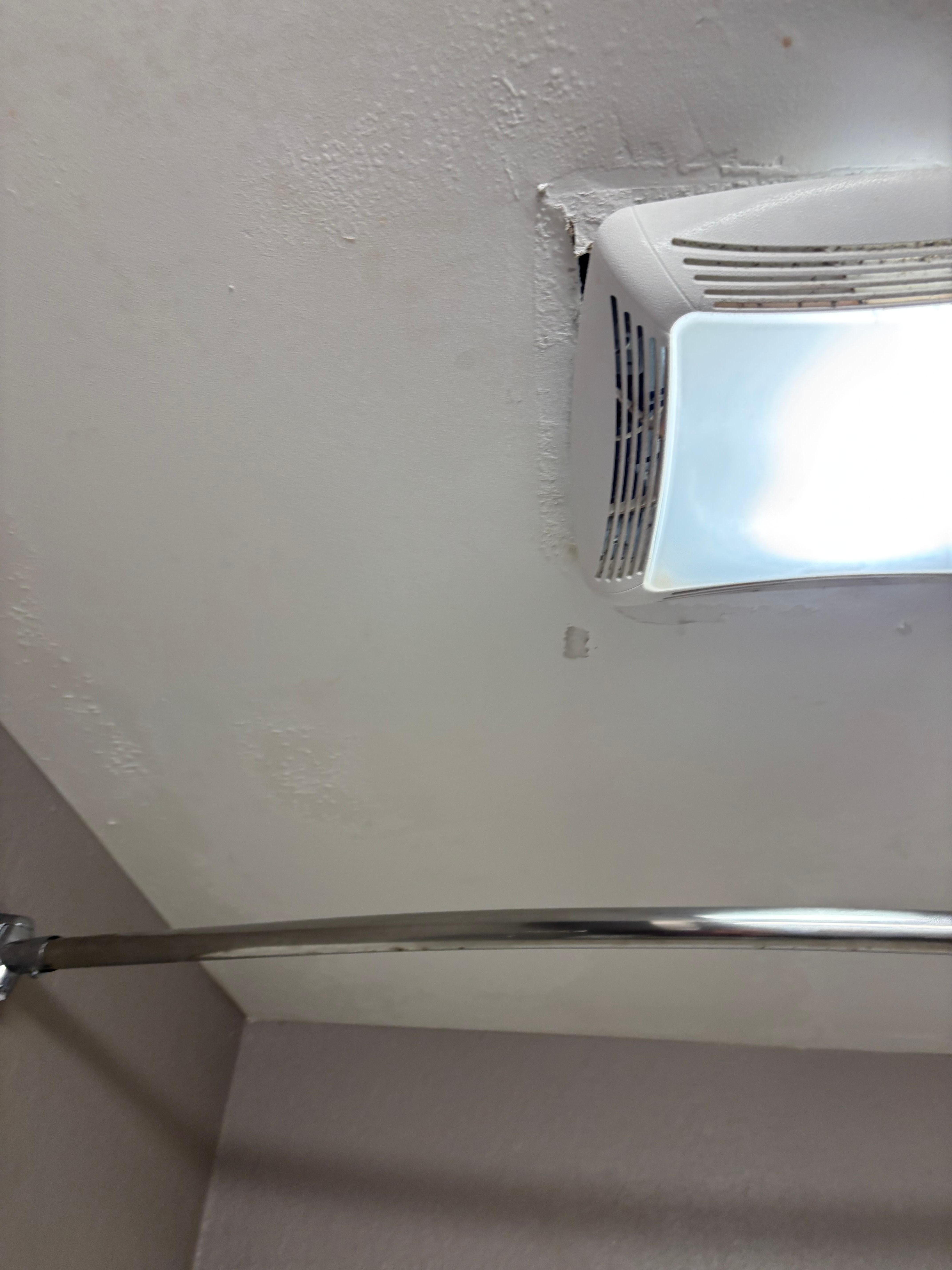 Ceiling fan 