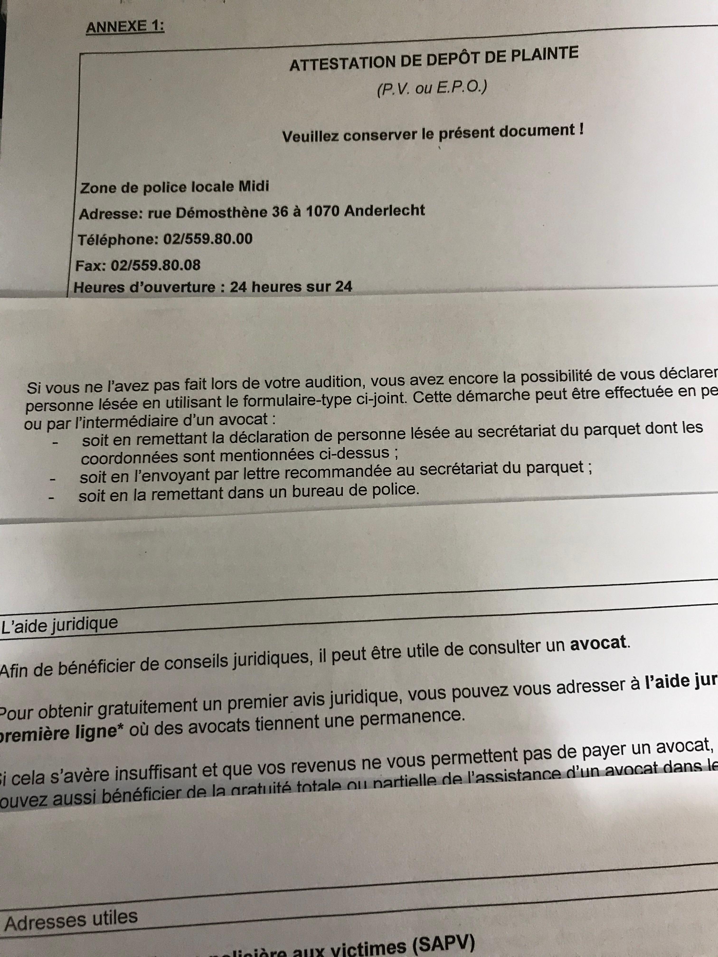 Documents from police. (French) 警察發出的文件(法文)