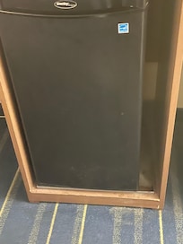 Refrigerator exterior