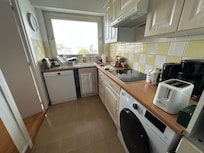 Kitchen (w/dishwasher, washer & dryer)