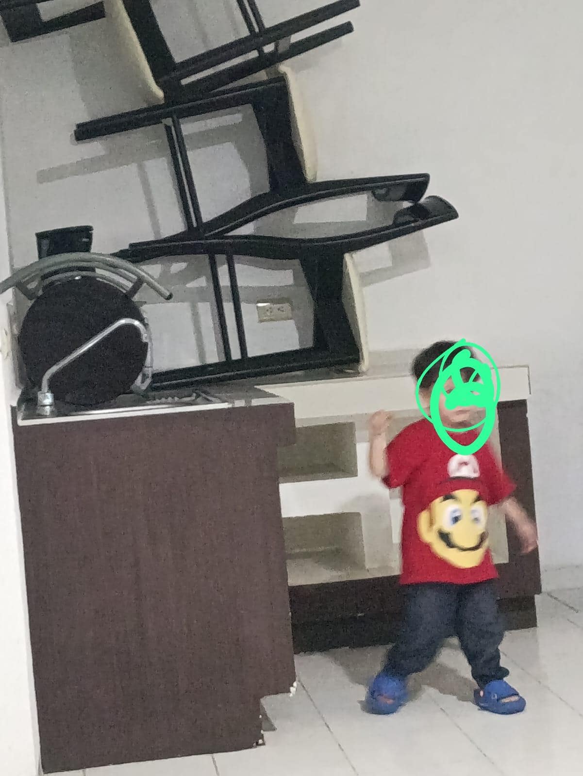 Lo único que pedimos fue que se llevarán las sillas y se negaron totalmente por seguridad 