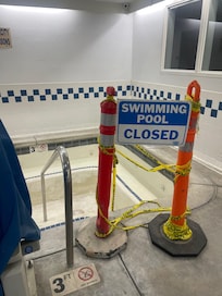 Hot tube closed, even though I specifically filtered a hotel WITH a HOTTUB