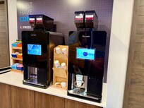 Convenient and fresh coffee machine