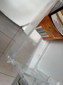 Kühlschrank; Fächer in den Türen (an)gebrochen