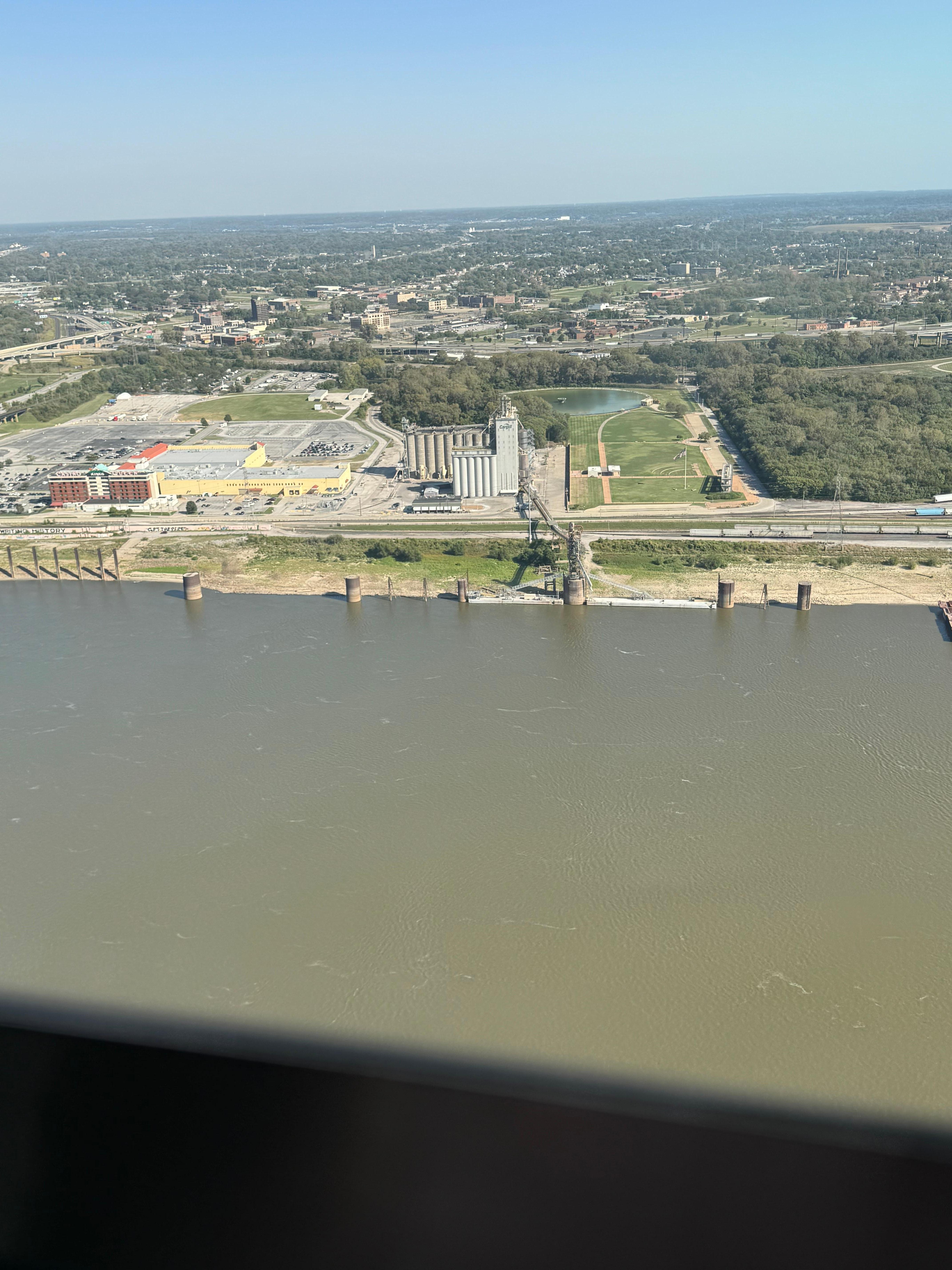 Great photo from the Arch