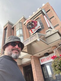 Still good times every where we go !! Cheers 🍻