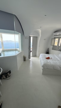 Suite 102 - honeymoon suite