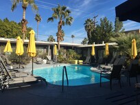 Ice cold water in pool - not heated - disappointing