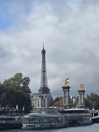 10 minute walk