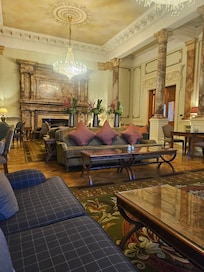 Lovely lounge, we even saw fox in the garden 🦊